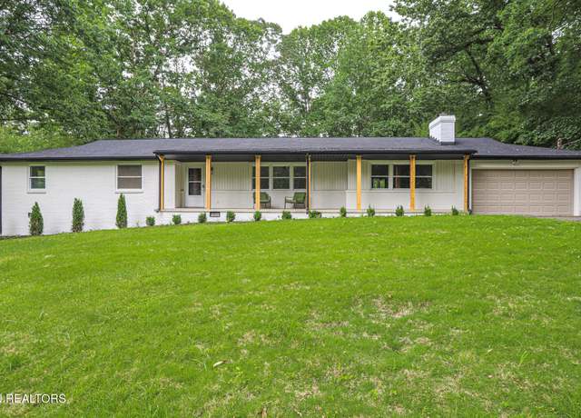 Property at 106 Wood Ridge Ln, Oak Ridge, TN 37830, 3 beds, 2.5 baths