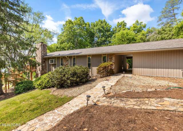 Property at 2929 Louisville Boatdock Rd, Louisville, TN 37777, 3 beds, 3 baths
