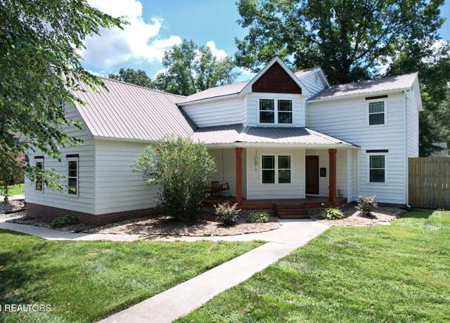 Property at 446 SE Hickory Hills Dr, Cleveland, TN 37312, 4 beds, 2.5 baths
