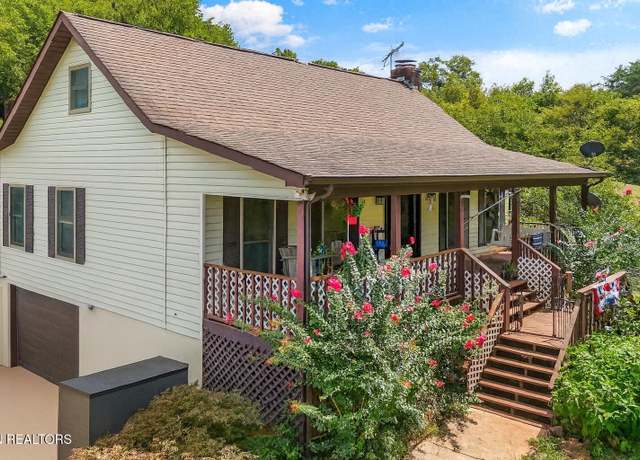 Property at 129 Pleasant Hill Rd, Sweetwater, TN 37874, 3 beds, 2 baths