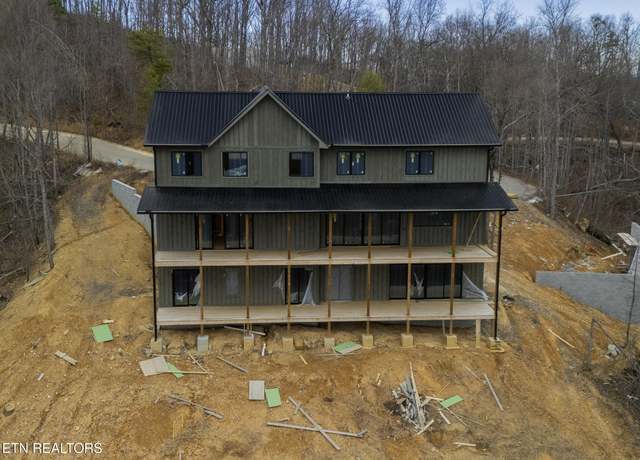 Property at 1907 Spurling Rd, Sevierville, TN 37876, 6 beds, 6.5 baths