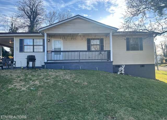 Property at 401 S Cherry St, Knoxville, TN 37914, 3 beds, 2 baths