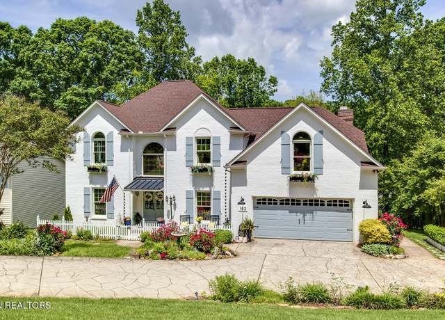 Property at 183 Saligugi Way, Loudon, TN 37774, 4 beds, 3.5 baths