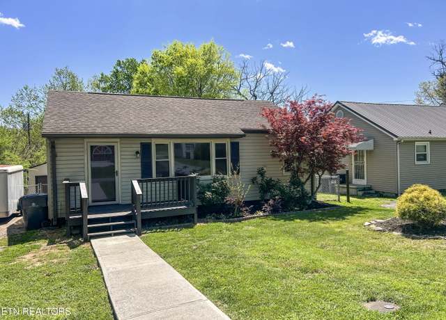 Property at 2800 Avondale Ave, Knoxville, TN 37917, 2 beds, 1 bath