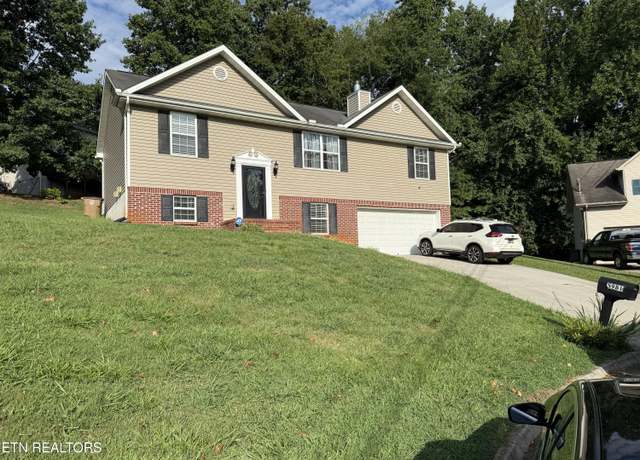 Property at 5981 Katrina Ln, Knoxville, TN 37912, 4 beds, 3 baths