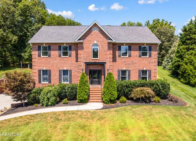 Property at 2613 Cross Creek Dr, Maryville, TN 37803, 4 beds, 5.5 baths