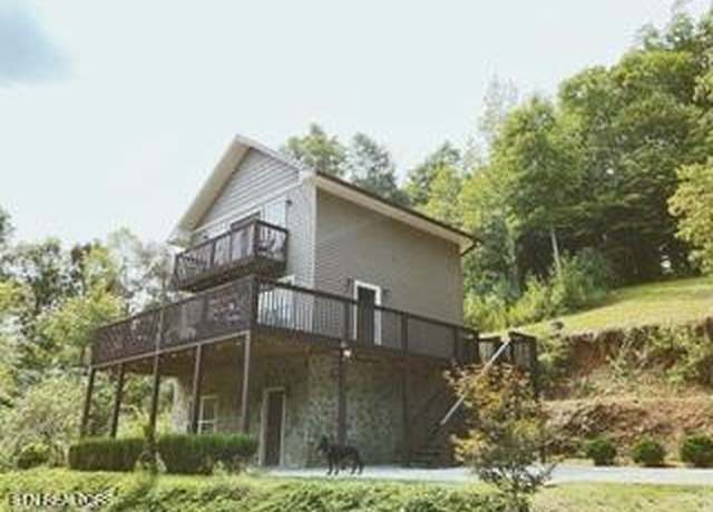 Property at 1755 A R Davis Rd, Seymour, TN 37865, 2 beds, 2.5 baths