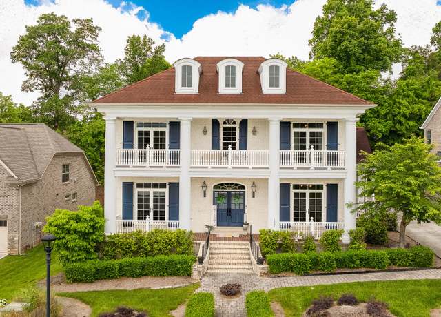 Property at 12501 Cotton Blossom Ln, Knoxville, TN 37934, 4 beds, 4 baths