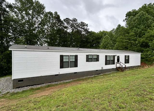 Property at 192 Watson Cut Rd, New Tazewell, TN 37825, 3 beds, 2 baths