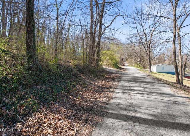 Property at 313 W Chestnut St, Lafollette, TN 37766