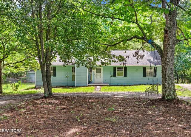 Property at 512 Fox Creek Rd Off Rd, Crossville, TN 38571, 3 beds, 2 baths