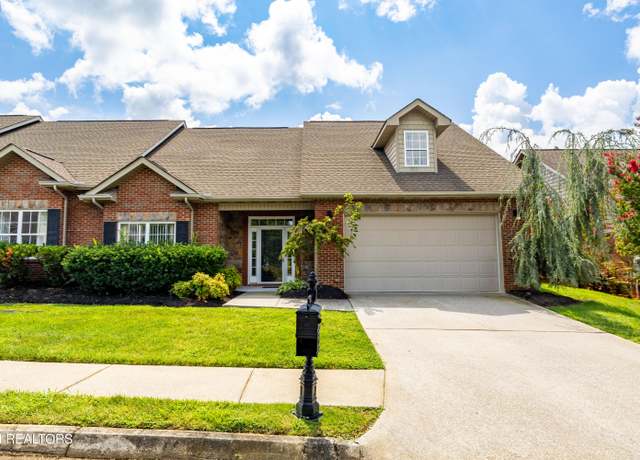 Property at 4242 Rare Earth Dr, Knoxville, TN 37938, 3 beds, 3 baths