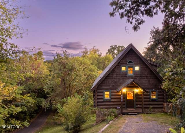 Property at 1624 Jed Trl, Sevierville, TN 37862, 1 bed, 1.5 baths