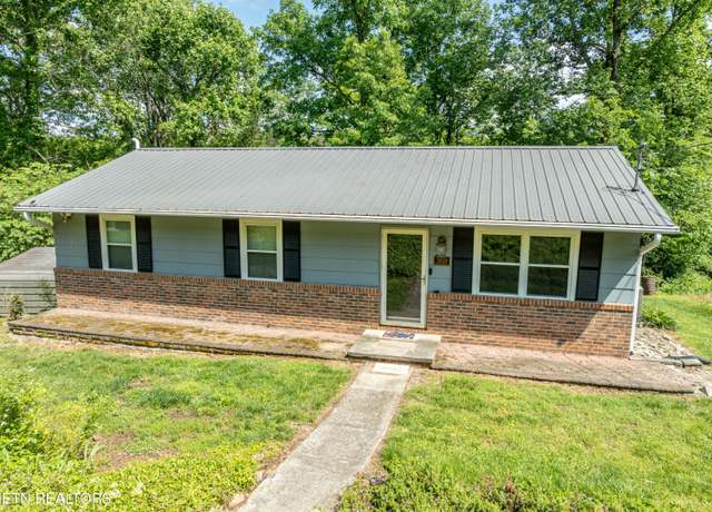 Property at 3818 Melissa Ln, Maryville, TN 37801, 3 beds, 1.5 baths