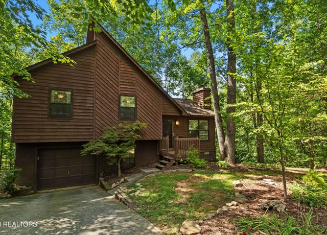 Property at 7313 Wildwood Ct, Knoxville, TN 37920, 3 beds, 2 baths