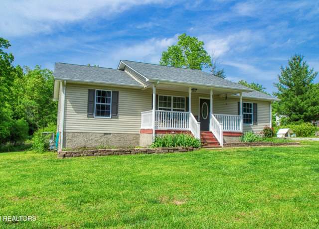 Property at 634 Robs Rd, Grimsley, TN 38565, 3 beds, 2 baths