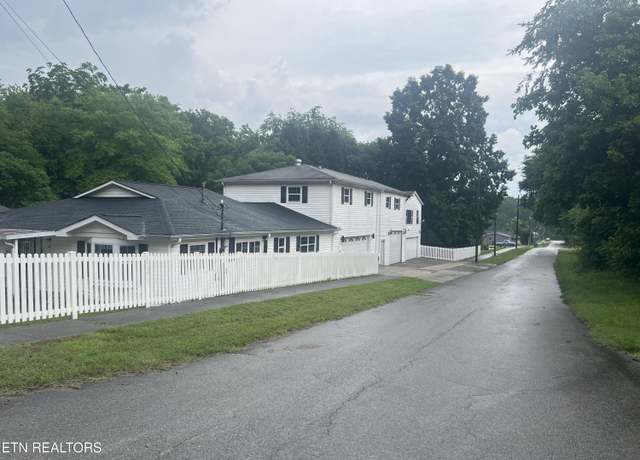 Property at 400 Furnace Ave, Rockwood, TN 37854, 4 beds, 3.5 baths