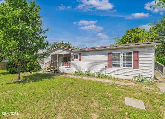 Property at 1027 Arden Ln, Sevierville, TN 37876, 3 beds, 2 baths