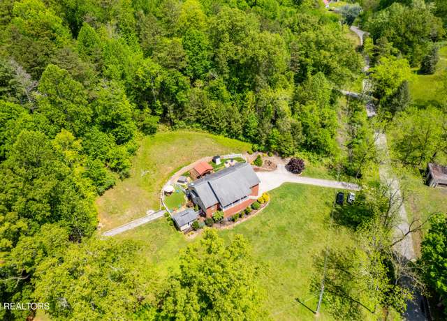 Property at 349 Rudd Hollow Rd, Townsend, TN 37882, 4 beds, 3 baths