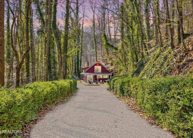 Property at 335 Sugar Mountain Way, Pigeon Forge, TN 37863, 2 beds, 2 baths