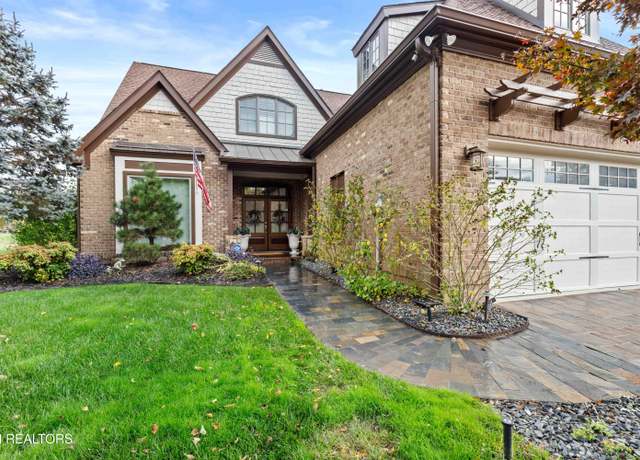 Property at 944 Ironwood Ln, Loudon, TN 37774, 4 beds, 3.5 baths