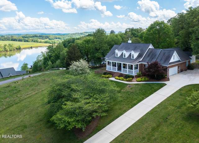 Property at 210 Vineyard Cove Dr, Loudon, TN 37774, 3 beds, 4 baths