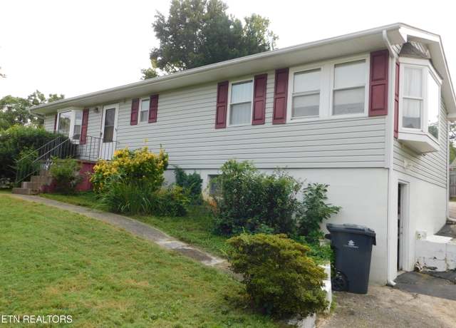 Property at 5855 Fairhill Ln, Knoxville, TN 37918, 2 beds, 2 baths