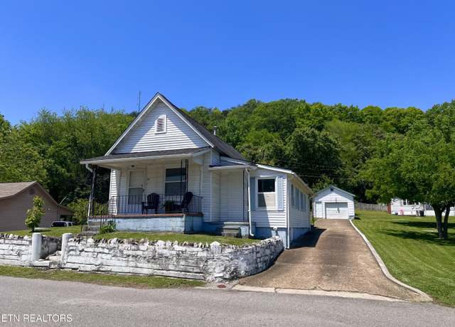 Property at 301 Hiawassee Ave, Knoxville, TN 37917, 2 beds, 1 bath