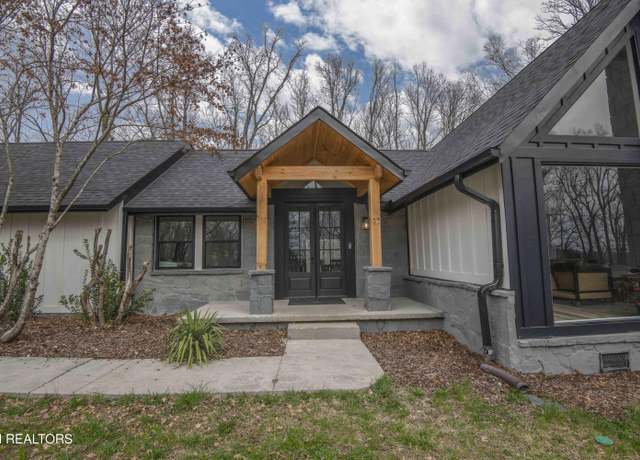 Property at 127 Ridge Ln, Clinton, TN 37716, 5 beds, 4.5 baths