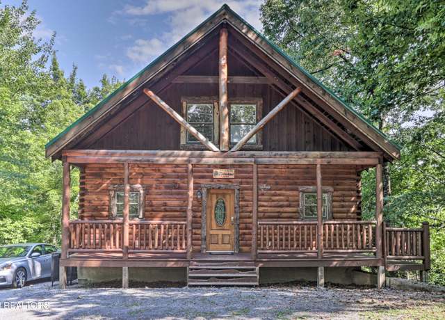 Property at 1118 Ski View Ln, Sevierville, TN 37876, 1 bed, 2 baths