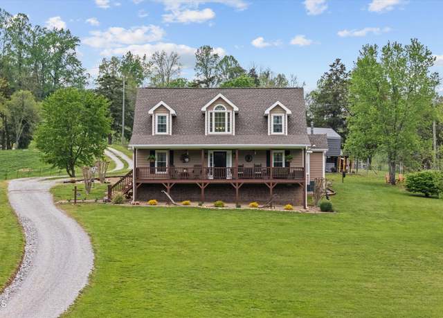 Property at 3073 Dutch Valley Rd, Washburn, TN 37888, 3 beds, 2.5 baths