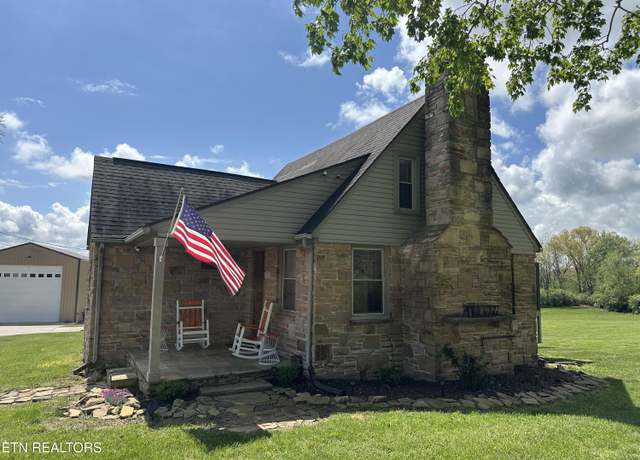 Property at 1314 Highland Ln, Crossville, TN 38555, 3 beds, 2 baths