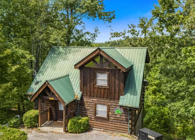 Property at 2864 Pine Haven Dr, Sevierville, TN 37862, 2 beds, 2 baths