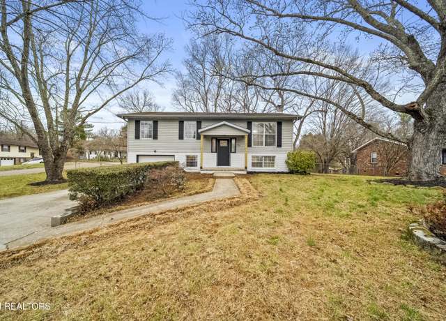 Property at 7712 W Sesame Ln, Knoxville, TN 37938, 3 beds, 2 baths