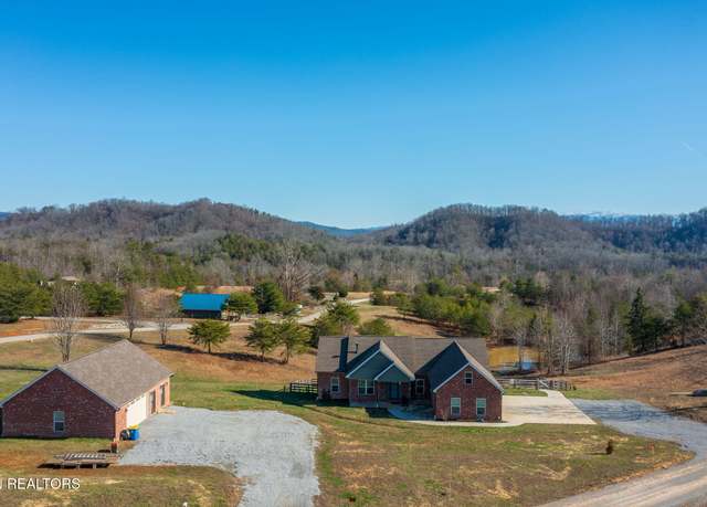 Property at 153 Martingale Way, Maryville, TN 37801, 4 beds, 3 baths