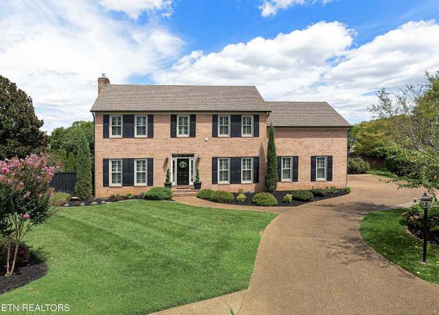 Property at 204 Hampton Ct, Knoxville, TN 37922, 3 beds, 2.5 baths
