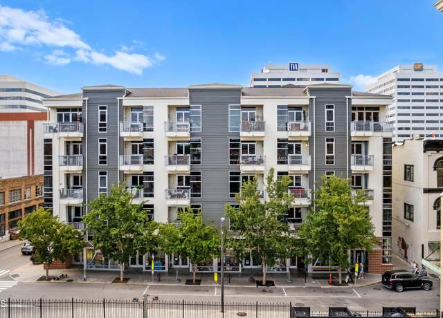 Property at 440 Walnut Street, Unit 405, Knoxville, TN 37902, 2 beds, 2 baths