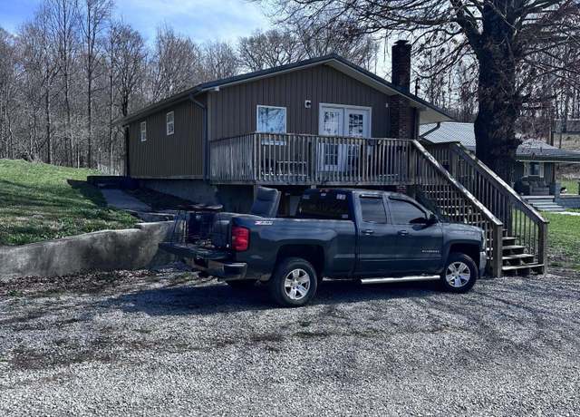 Property at 303 Robertson Hl, Speedwell, TN 37870, 2 beds, 1 bath