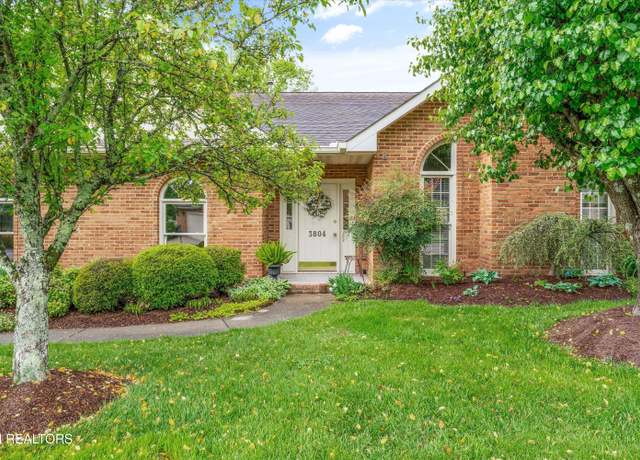 Property at 3804 Whitworth Dr, Knoxville, TN 37938, 2 beds, 2 baths