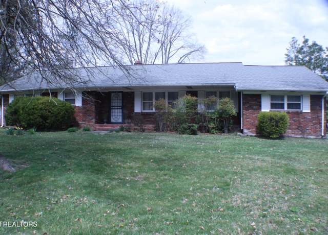 Property at 4922 W Cumberland Ave, Middlesboro, KY 40965, 3 beds, 2 baths