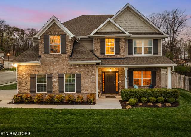 Property at 9910 Cinnamon Ln, Knoxville, TN 37923, 4 beds, 2.5 baths