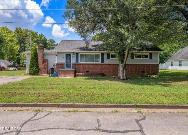 Property at 1000 Glenn St, Athens, TN 37303, 4 beds, 2 baths