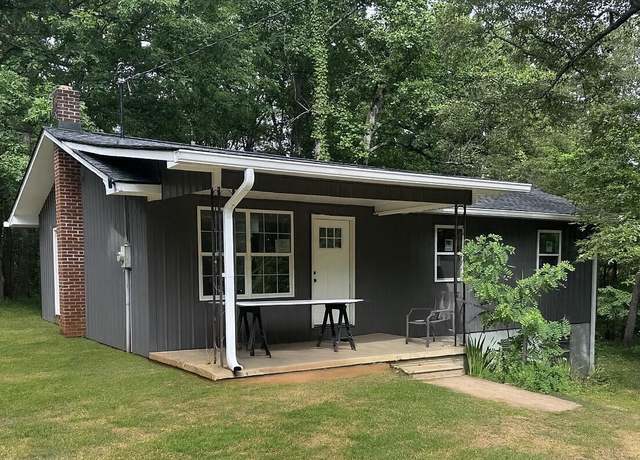 Property at 542 Griffith Branch Rd, Madisonville, TN 37354, 3 beds, 2 baths