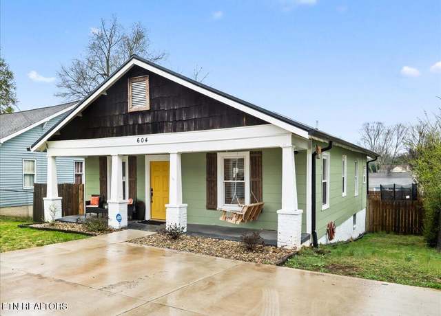 Property at 604 NE Midlake Dr, Knoxville, TN 37918, 2 beds, 2 baths