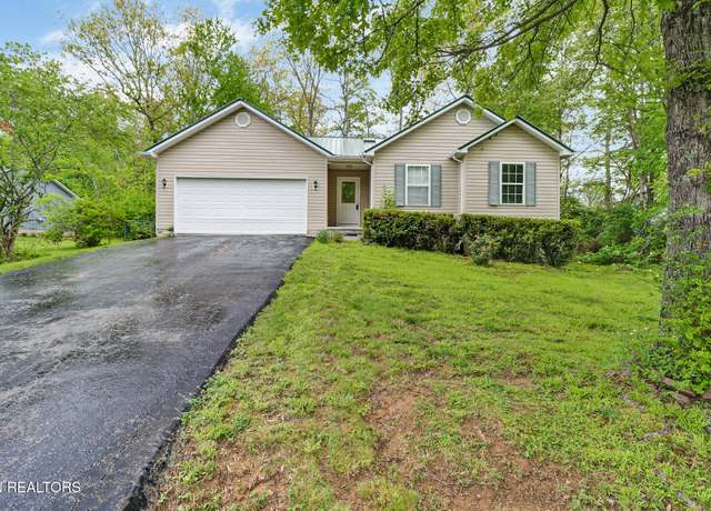 Property at 148 Chelsea Dr, Crossville, TN 38555, 3 beds, 2 baths