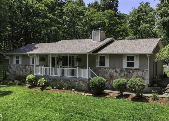 Property at 8452 Carr Ln, Knoxville, TN 37938, 3 beds, 2 baths