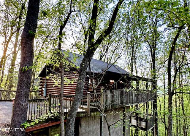 Property at 4080 Ole Smoky Way, Sevierville, TN 37862, 1 bed, 2 baths