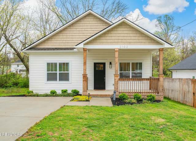Property at 2102 Bernhurst Dr, Knoxville, TN 37918, 3 beds, 2 baths