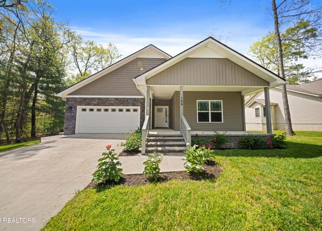 Property at 108 Peebles Rd, Crossville, TN 38558, 3 beds, 2 baths