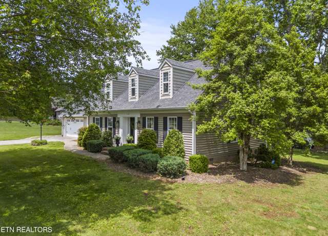 Property at 102 Ludgate Hill Cir, Maryville, TN 37803, 4 beds, 3 baths